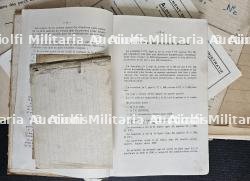 LOT DE DOCUMENTS DIVERS SUR LES VOITURES AUTOMOBILES PARTICULIERES — miniature 2