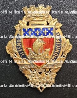 LOT DE DEUX INSIGNES DE FONCTION DU CONSEIL DÉPARTEMENTAL DE LA SEINE ET DE MEMBRE DU CONSEIL MUNICIPAL DE PARIS AVEC LEURS ÉCHARPES DE FONCTION CORRESPONDANTES. VERS 1940-1942. — photo 3