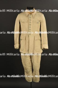 Tenue de gendarme — miniature 1