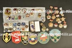Lot de divers insiges militaires — photo 1
