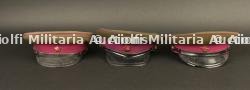 Lot comprenant 3 casquettes infanterie — photo 1