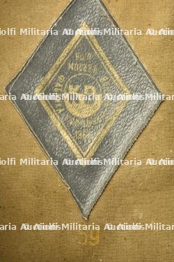 Lot comprenant 3 casquettes infanterie — miniature 3