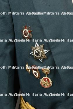 Ensemble veste et culotte d'un Général Colonel — photo 3