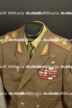 Lot comprenant 1 ensemble de maréchal de l'artillerie — photo 8