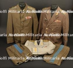 Lot comprenant 2 ensembles de Major Général
