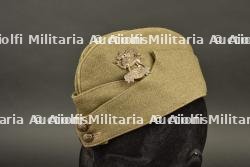 Calot du East Kent Regiment.