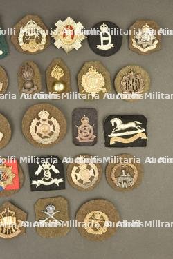 Cap badge Commonwealth. — miniature 2