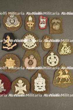 Cap badge Commonwealth. — miniature 2