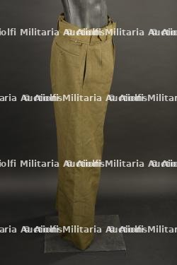 Uniforme d'officier britannique. — miniature 4