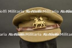 Casquette d'officier du Queen's Royal Regiment. — photo 1
