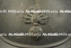 Ensemble de casques Adrian modèle 1915. Set of Model 1915 Adrian helmets. — miniature 6