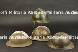 Ensemble de casques Adrian. Set of Adrian helmets. — miniature 4