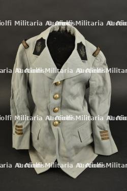 Vareuse de panoplie d’enfant. Child’s costume tunic.