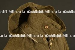 Ensemble d'uniformes. Uniform assortment. — miniature 4