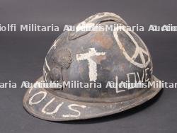 Casque français personnalisé. Personalized French helmet.