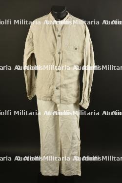 Ensemble de travail. Workwear set.