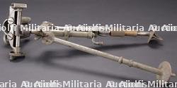Bipied de mortier français. French mortar bipod.