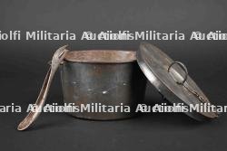 Gamelle individuelle. French mess tin.