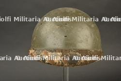 Casque Adrian 1935-40. 1935–40 Adrian helmet.