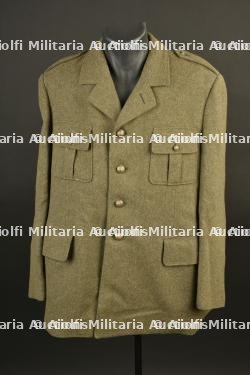 Vareuse de Préfet d’Émile Marchais. Prefect Émile Marchais’s tunic.