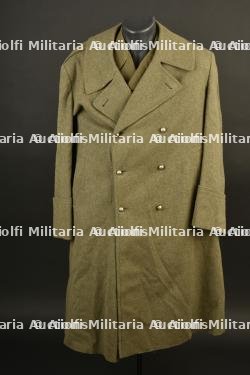 Vareuse d’officier d’intendance d’Emile Marchais. Émile Marchais’s quartermaster officer tunic.