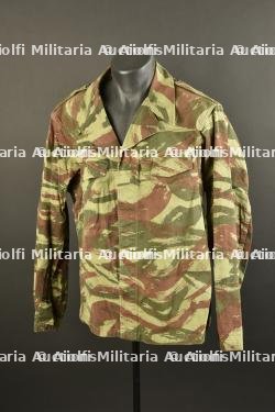 Veste TTA allégée camouflée. Lightweight camouflaged TTA jacket.