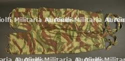 Pantalon 47/53 camouflé. Camouflaged 47/53 trousers.