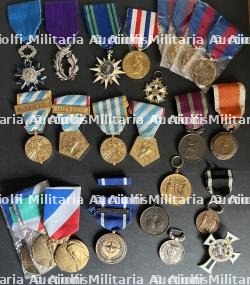 FRANCE MEDAILLES ET ORDRES. France medals and orders