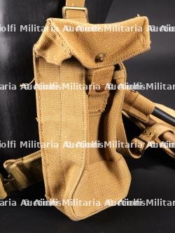 Brelage canadien. Canadian webbing equipment and accessories. — photo 3