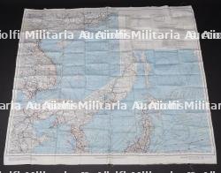 Carte d'évasion en soie. Silk escape map.