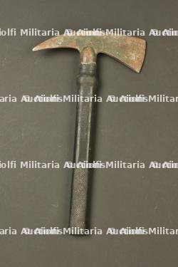 Hachette de planeur. Glider hatchet.