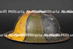 Casque US 17 camouflé. Camouflaged US M1917 helmet.