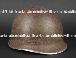 Coque de casque de sous-officier US. US NCO helmet shell.