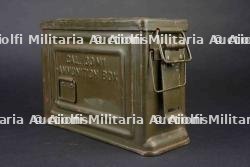 Caisse à munition mitrailleuse 30 US. US .30 calibre machine gun ammunition box.