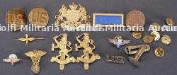 Petits insignes US et GB. Small American and British insignia.