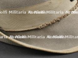 Chapeau de grande tenue de lieutenant du 4eme Régiment des Chasseurs Alpins italien. Lieutenant’s hat of the 4th Italian Alpine Hunters Regiment. — miniature 10