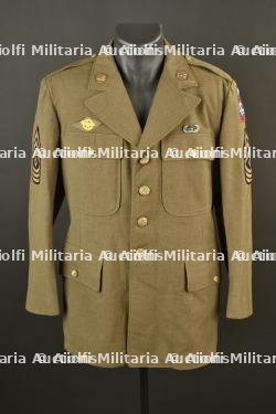 Vareuse de sortie 82ème Airborne. 82nd Airborne Service Dress Jacket.