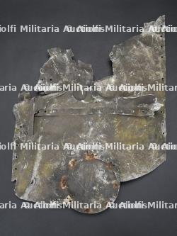 Morceau de carlingue de P47. Piece of P-47 Airframe.