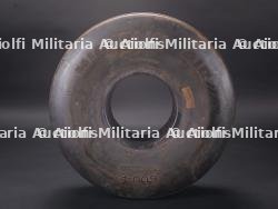 Pneu d'avion US. US Aircraft Tire.