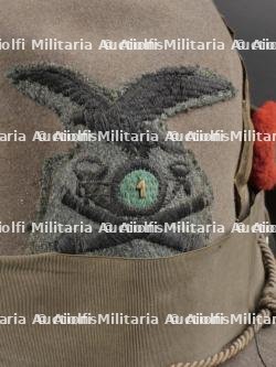 Chapeau de grande tenue d’adjudant du 1er Régiment des Chasseurs Alpins italien. Warrant officer’s hat of the 1st Italian Alpine Fighter Regiment. — photo 2