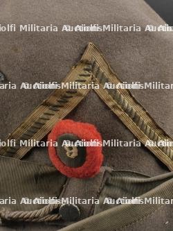 Chapeau de grande tenue d’adjudant du 1er Régiment des Chasseurs Alpins italien. Warrant officer’s hat of the 1st Italian Alpine Fighter Regiment. — miniature 13