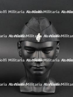 Lot de deux calots des jeunesses fascistes. Set of two caps of fascist youths. — photo 2