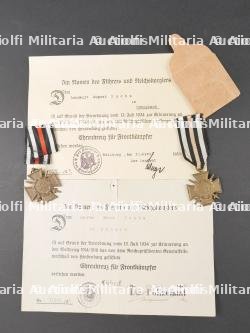 Diplômes et médailles WWI. Diplomas and medals from WWI.