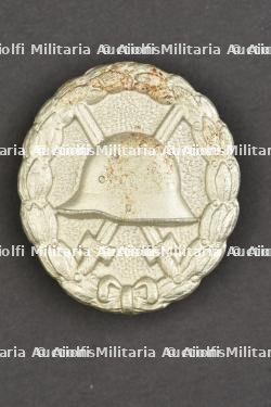 Insigne des blessés. Wounded badge.