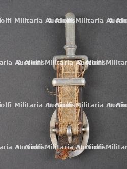Bélière d'officier supérieur. Senior officer's pendant. — miniature 7