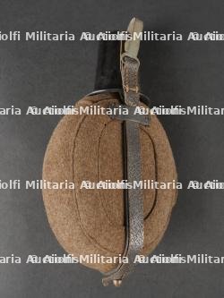 Gourde allemande grande capacité. German canteen. — miniature 2