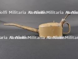 Burette d'huile allemande. German Oil Can. — photo 2