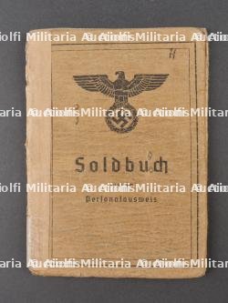 Soldbuch des services de santé. German Soldbuch.