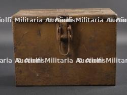 Caisse pour écouteurs panzer. Box for Panzer Headphones.