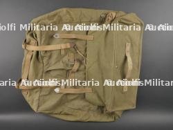 Housse pour vêtement. German Garment bag.